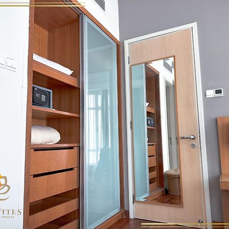 Klcc Suites By Nhb Kuala Lumpur Exterior foto